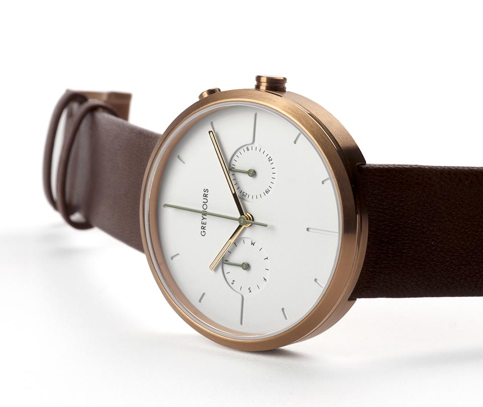 GREYHOURS / VISION Classic Champagne